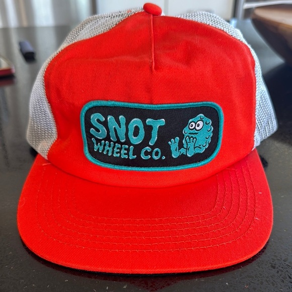 Red Cap - Picture 1 of 4